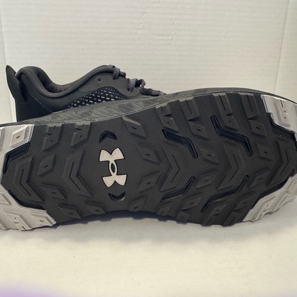 Under Armor Charged Bandit running shoes - Picture 3 of 5